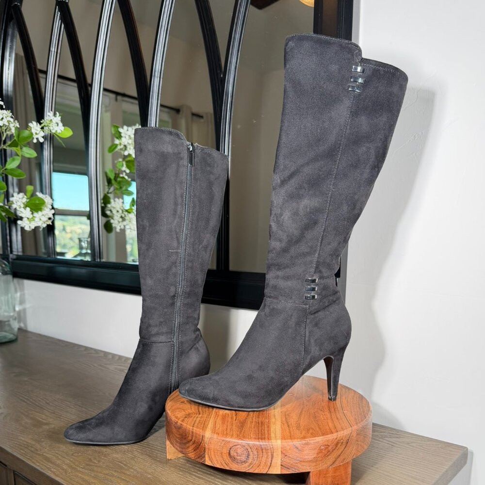 Black Suede Tall High Heeled Boots | Women’s Size 7 | Classic Tall Boots